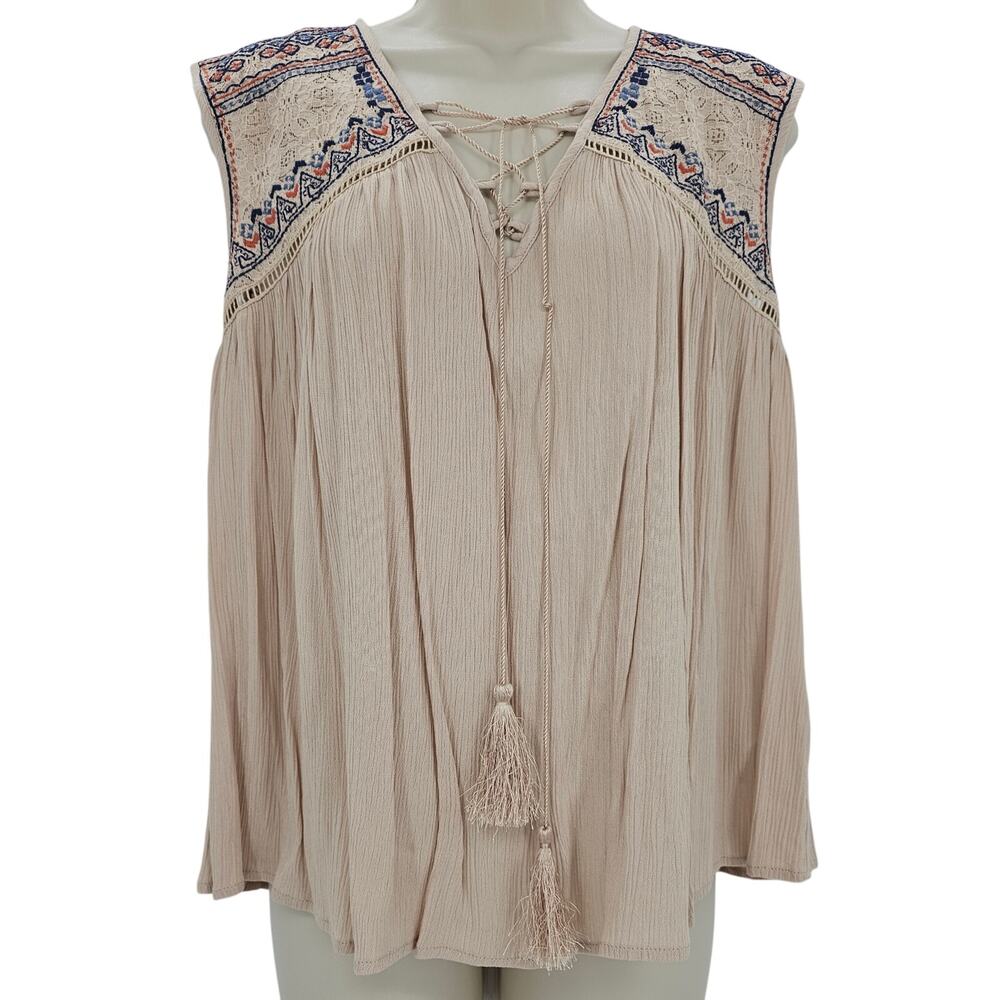 Francesca's Alya Womans size S Embroidered Sleeveless Tank Top Cream Tie NEW